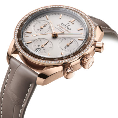 OMEGA aggiunge i modelli in oro alla collezione Speedmaster 38mm