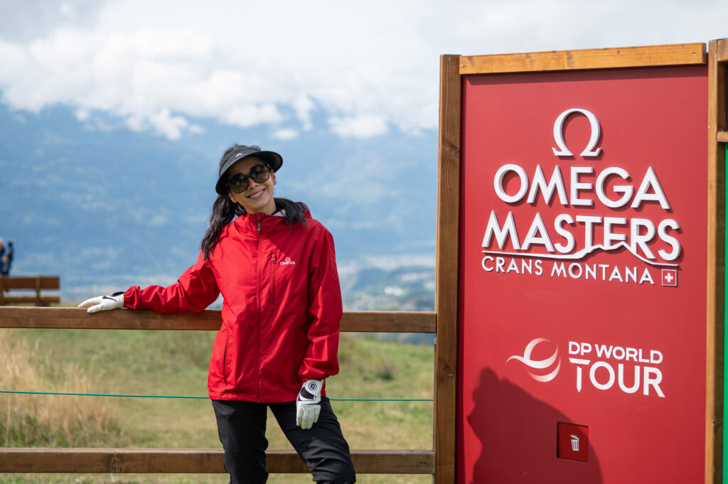 OMEGA – Un gruppo di ospiti d'eccezione alla tradizionale gara Pro-Am di  Crans-Montana, La Clessidra dal 1945